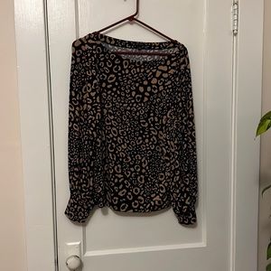 Ann Taylor NWOT animal print batwing top